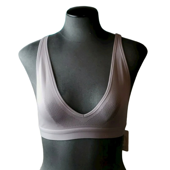 lululemon athletica Other - [Lululemon] A Little Bit Closer Bralette  - NWT